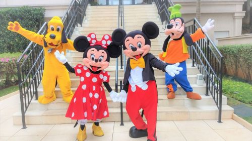 Mickey e sua Turma personagens vivos cover 673088