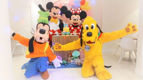 Mickey e sua Turma personagens vivos cover 673090