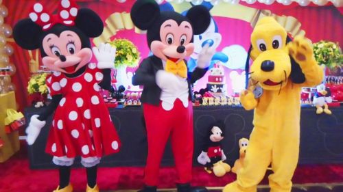 Mickey Minnie cover personagens vivos animacao festas infantil 472342