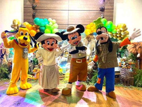 Mickey Safari personagens vivos cover Festa 737540