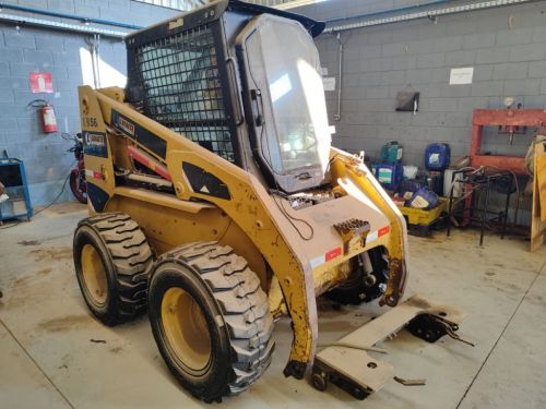 Mini Carregadeira Caterpillar 236 776026