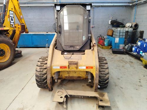 Mini Carregadeira Caterpillar 236 776032