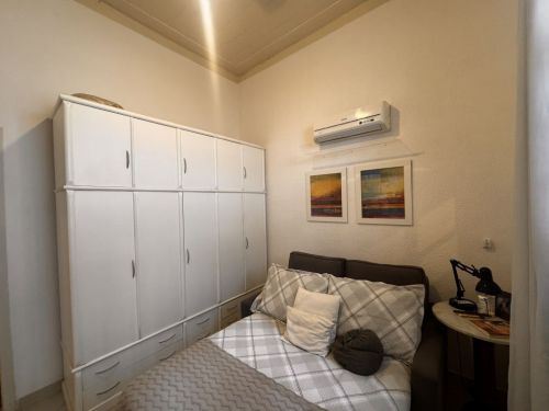 Miolo de Icaraí na Rua Álvares de Azevedo junto da Rua Tavares de Macedo casa de Vila linear apenas 6 moradores totalmente privativa silenciosa entrar e morar. 759765