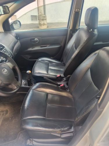 Nissan Livina 1.6s 758148