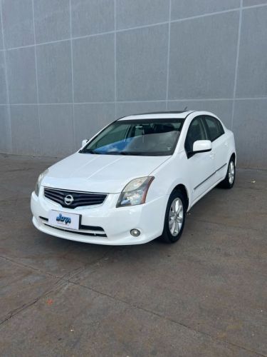 Nissan Sentra 748212