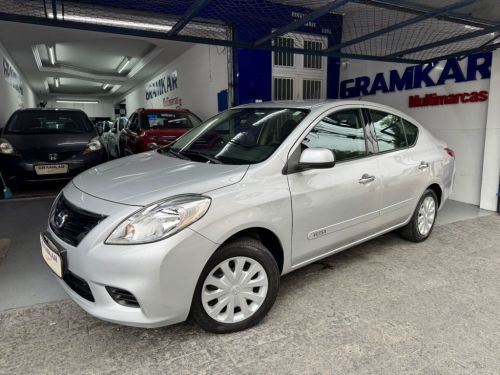 Nissan Versa Sv 1.6 Flex  758598