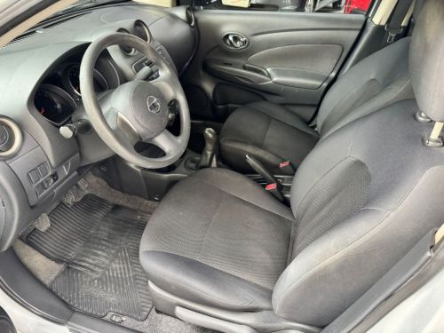 Nissan Versa Sv 1.6 Flex  758599