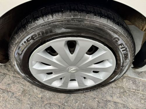 Nissan Versa Sv 1.6 Flex  758602