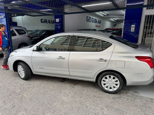 Nissan Versa Sv 1.6 Flex  758603