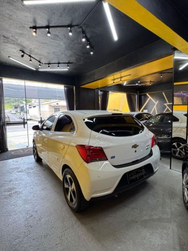 Onix Hatch 757188