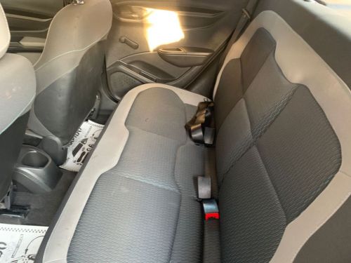 Onix Lt mod 2015 5 portas 1.0 flex Mpfi 8v Hatchback 758132