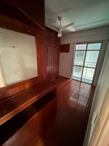 Oportunidade em Vila Isabel Rj   apto em tábua corrida armários embutidos 2 qtos andar baixo claro  Venda direto proprietário. Documentação toda Ok. 770024