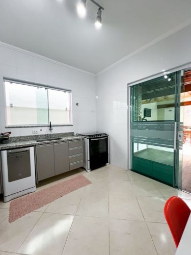 Otima Casa Em Bairro Nobre 751123