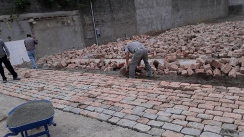 Pavimentaçao e manutençao de paralelepipedos e piso intertravado 773401
