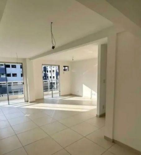 Pechincha - Cobertura Duplex de 4 quartos sendo 2 suítes com 180m2 756059