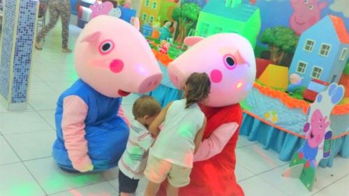 Peppa Pig e George cover personagens vivos 641470