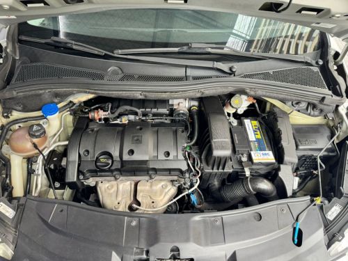 Peugeot 2008 1.6 Allure Flex 2016 761496