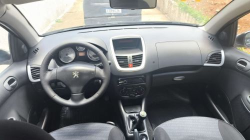 Peugeot 207 1.4 Xr Passion 8v Flex 4p Manual 2011 765849