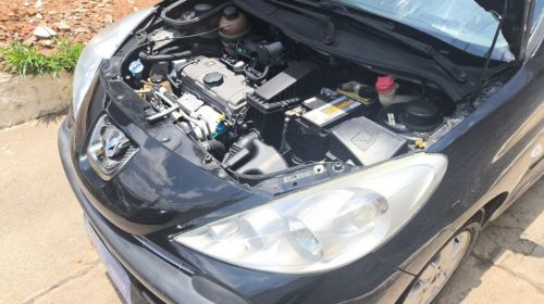 Peugeot 207 1.4 Xr Passion 8v Flex 4p Manual 2011 765851