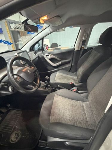 Peugeot 208 1.2 Active Flex 2020 765048