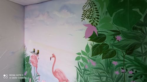 Pintura artística em quarto infantil 741951