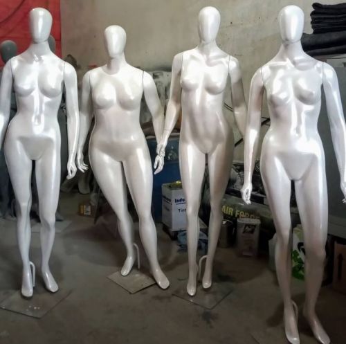 Pintura e reforma de manequins 1198188-9722 760811