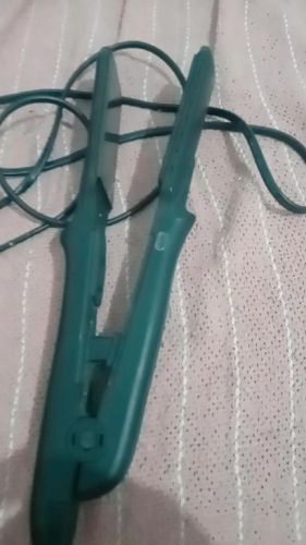 Prancha de cabelo em ion  758285