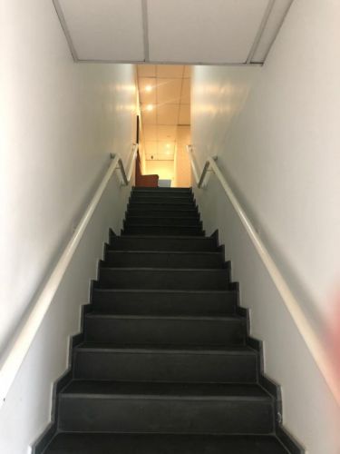 Prédio Comercial com Excelente Localização - 512m² - Garagem 10 vagas  2 Andares 766008