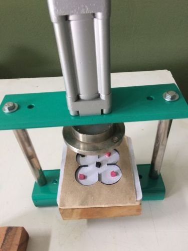 Prensa  pneumática  Corte e Vinco 769261