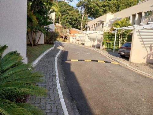 Raridade - Sobrado Isolado - Impecável  -na Granja Viana 764266