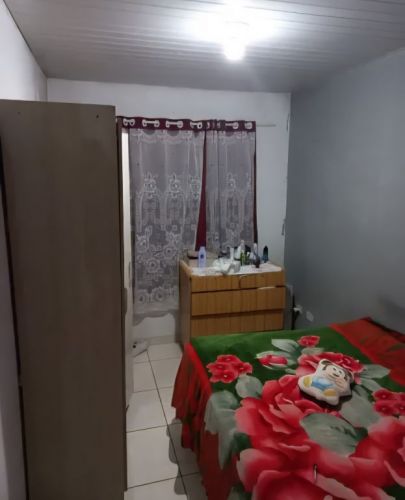 Residência em Condomínio Jardim do Sol à venda no Bairro de Uvaranas 2 quartos em Pg. R$ 175.000. Contato Talita 4299812-4817  764363
