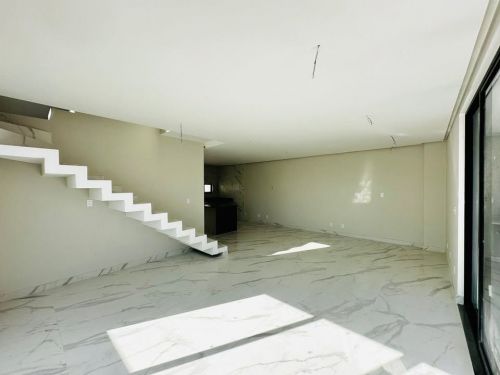 Residencial Tangarás - Casa duplex de 4 suítes com 214m2 755838