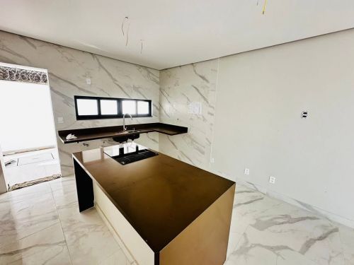 Residencial Tangarás - Casa duplex de 4 suítes com 214m2 755840