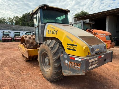 Rolo Compactador Dynapac Ca250 776037