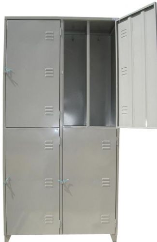 Roupeiro De Aço 4 Portas Insalubre Com Sapateira Frete Grátis para Bh Minas Gerais 758375