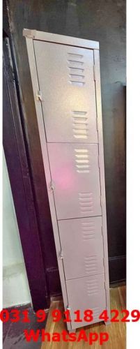 Roupeiro Escaninho com 4 Portas - Novo - Frete Grátis para Bh Minas Gerais 757973