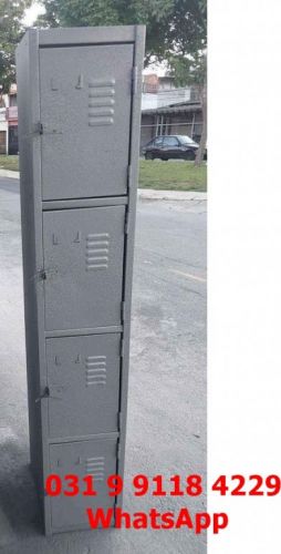 Roupeiro Escaninho com 4 Portas - Novo - Frete Grátis para Bh Minas Gerais 758473
