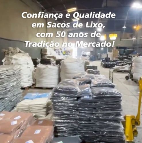 Precisando de Sacos de Lixo? 737861