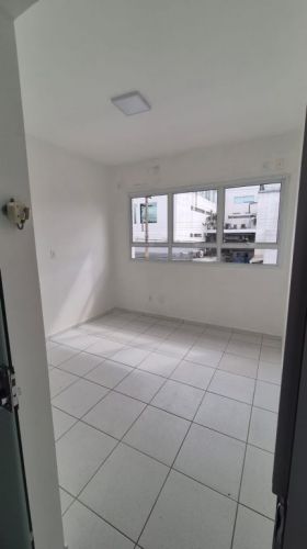 Sala Comercial para alugar 20m² 1 wc na Vila Alzira Santo André 774999