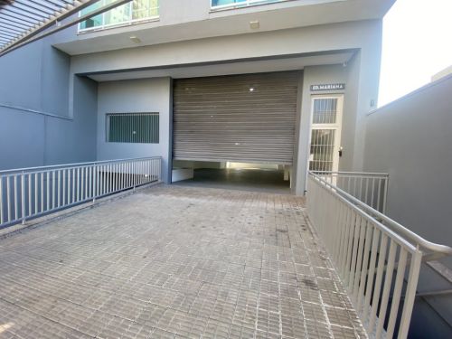 Salão comercial para locação em Osasco na Av. Santo Antônio 220m² pé direito 580m 773647 Salão comercial para locação em Osasco na Av. Santo Antônio 220m² pé direito 580m 773647