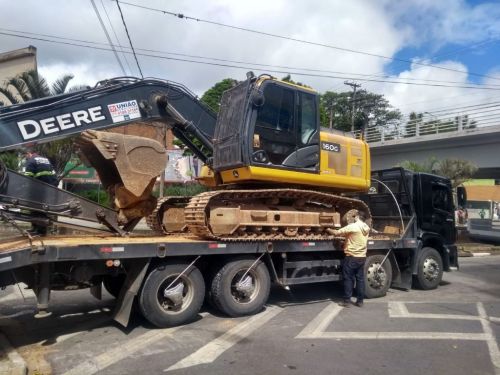   Serviços profissionais de demolição 700067