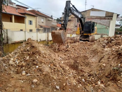  Serviços profissionais de demolição na Lapa 700528