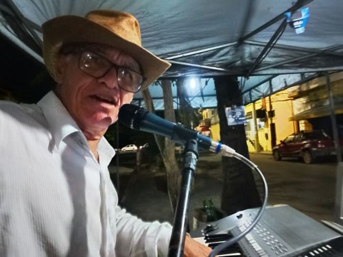 Show teclado e voz 770766