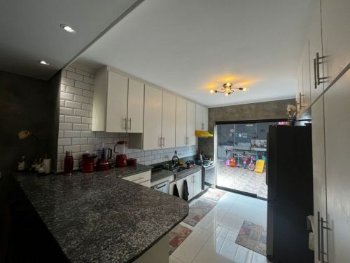 Sobrado à venda com Energia Solar. 225 m² Bairro Olímpico em São Caetano 3 dorm. 1 suíte 767184 Sobrado à venda com Energia Solar. 225 m² Bairro Olímpico em São Caetano 3 dorm. 1 suíte 767184