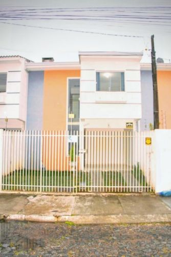 Sobrado à venda no Bairro Órfãs - Rua Coronel Francisco Ribas 3021 Ponta Grossa -paraná. 3 quartos 3 banheiros e 1 garagem. À venda por R$ 500.00000. Obs:imóvel quitado. 764832