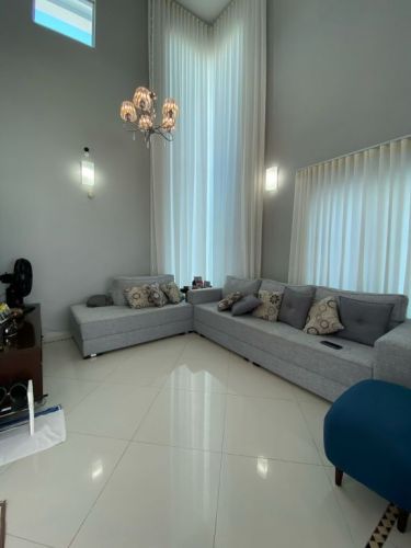 Sobrado Com Otimo Acabamento 742862