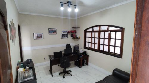 Sobrado com salão à venda em Utinga Santo André 2 dorm. 280m² 3 wc em Av. de Grande Movimento. 768760