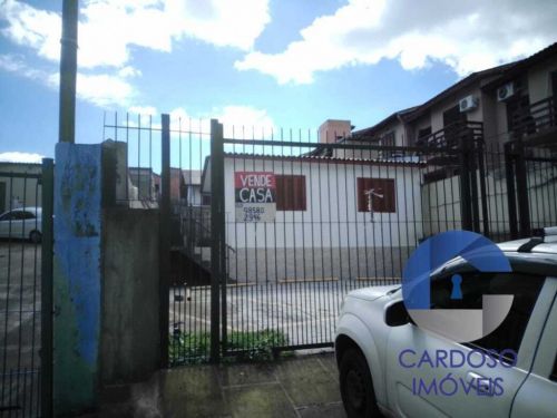 Terreno com duas casas de dois dormitórios Bairro Vila Jardim em Porto Alegre 771437
