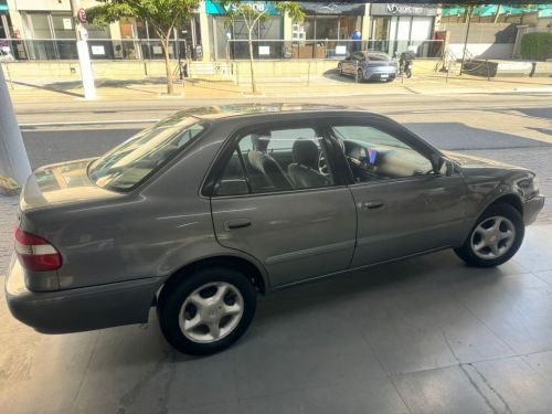 Toyota Corolla Xei 1.8 Gasolina Automático 2001 750638