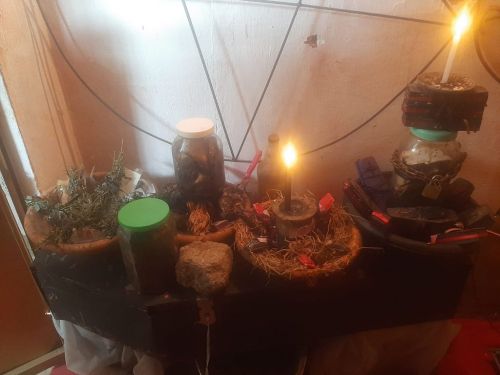 Trabalho de magia negra   750798